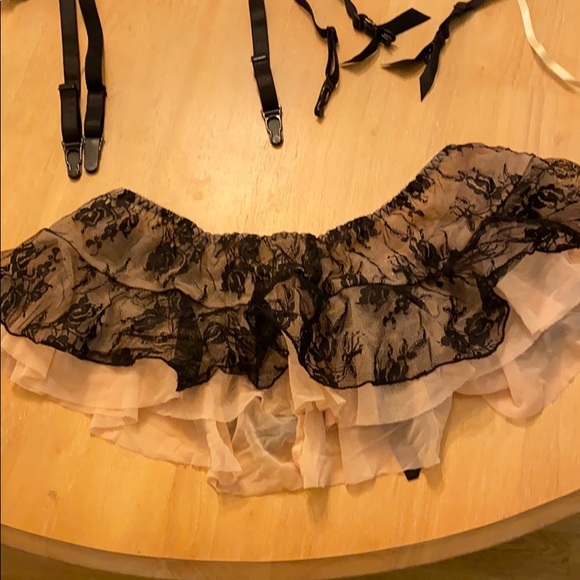 Lingerie bundle - Picture 4 of 8